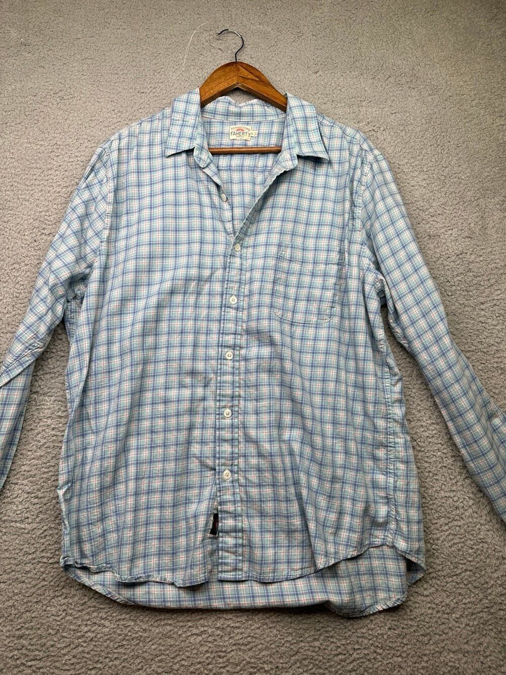 Faherty Blue purple and red button down shirt size xl